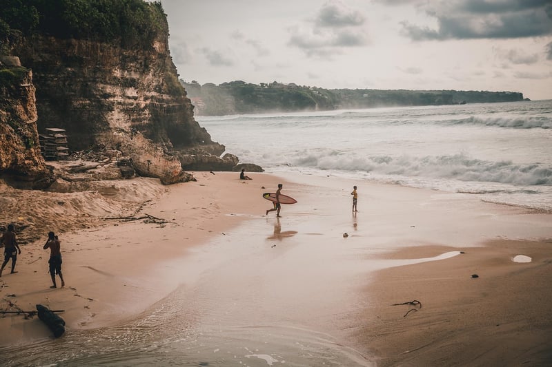 Bali Surfing